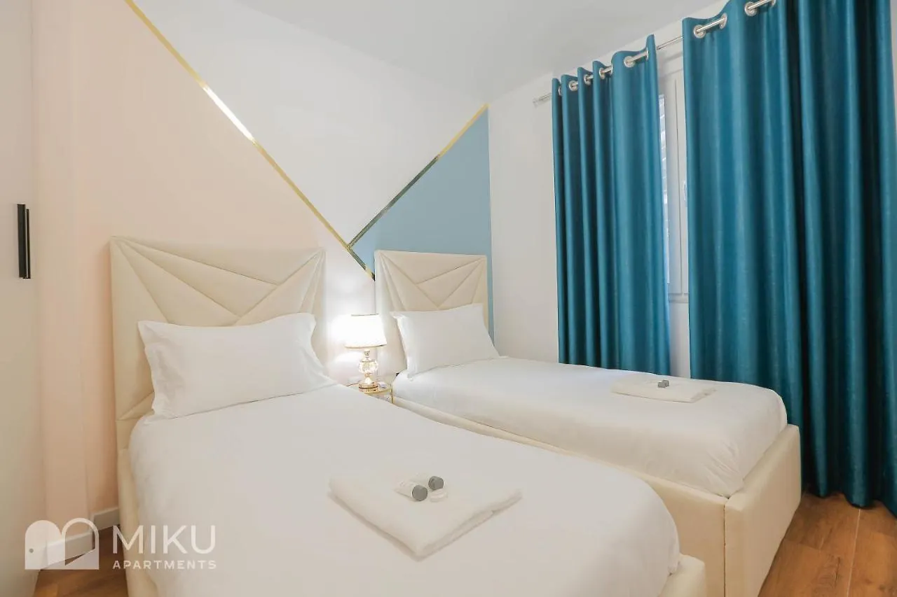 Miku Apartment - Lux 2Bd Apartment At City Center Tirana