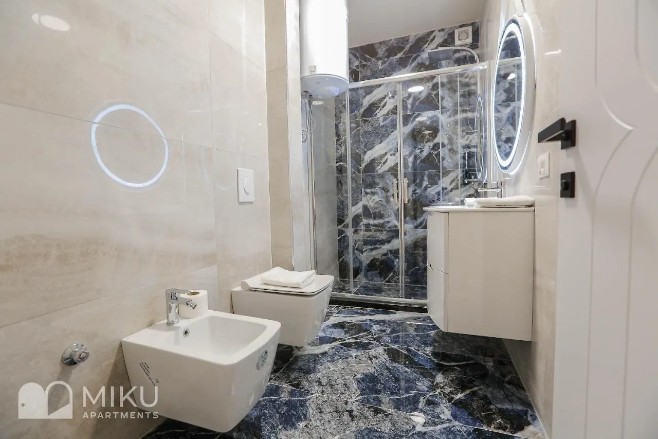 Miku Apartment - Lux 2Bd Apartment At City Center Tirana