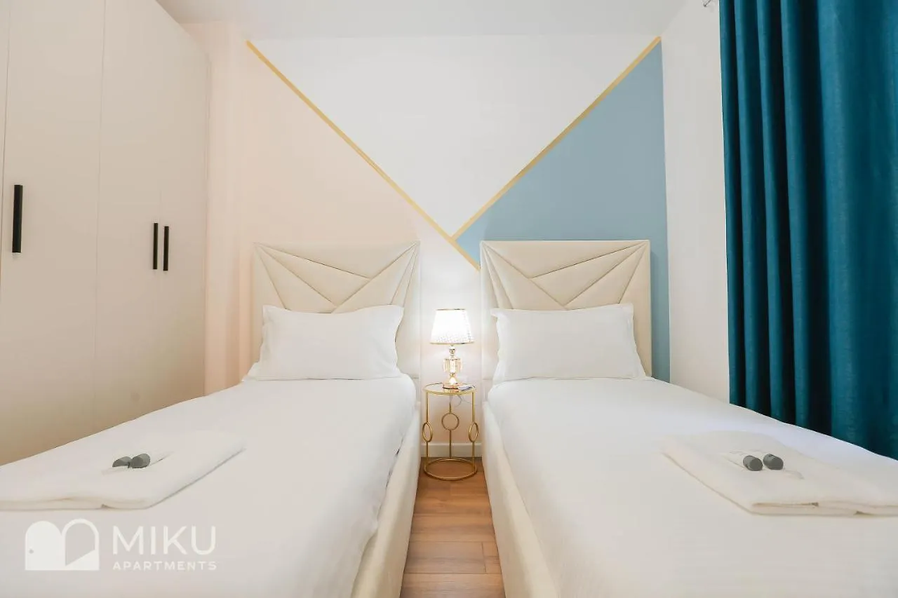 Miku Apartment - Lux 2Bd Apartment At City Center Tirana