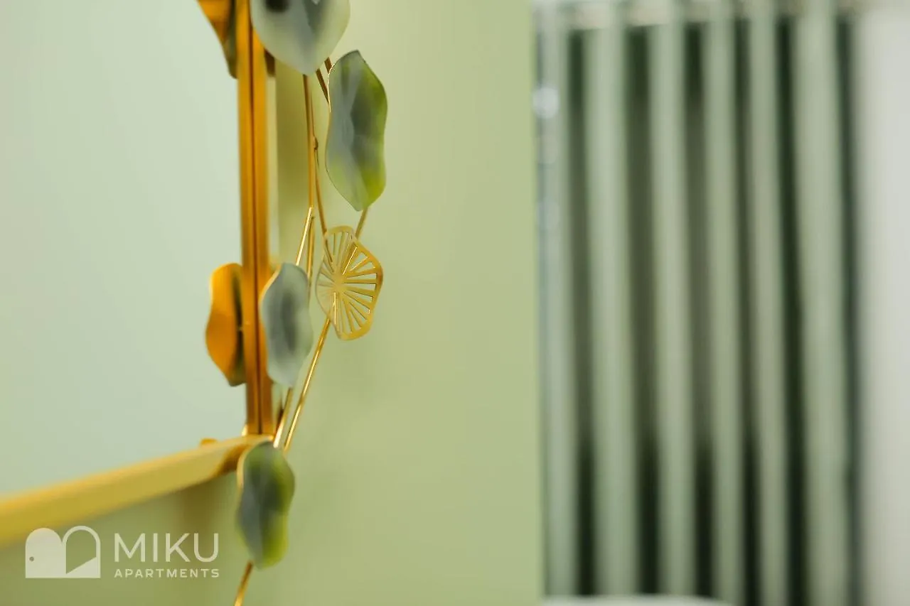 Miku Apartment - Lux 2Bd Apartment At City Center Tirana Albania